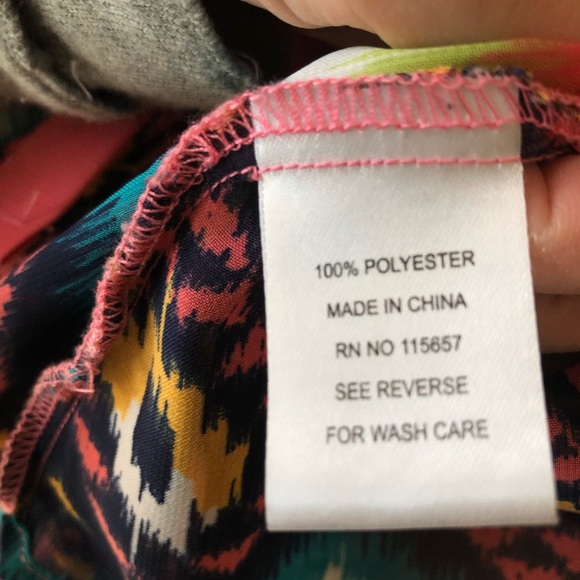 Colorful Patterned Top - Picture 5 of 5